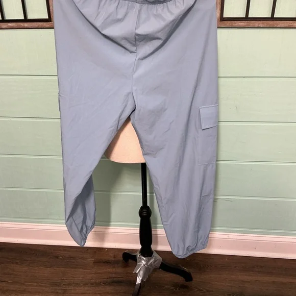Halara Light Blue Jogger Pants | Size M | Stretch Athleisure Utility - Picture 3 of 3